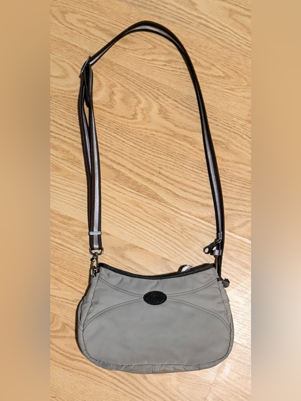 Pacsafe Toursafe Petite Anti Theft Crossbody Bag eXomesh RFID Hidden Pocket